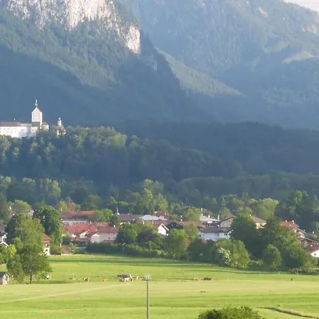 Otel Wirtshaus Zum Baumbach