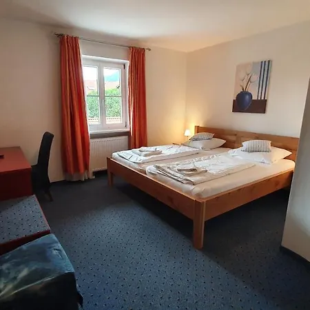 Wirtshaus Zum Baumbach اسخو ام شيمغاو